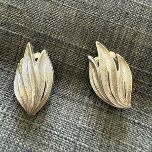 Vintage CORO Leaf Clip-On Earrings